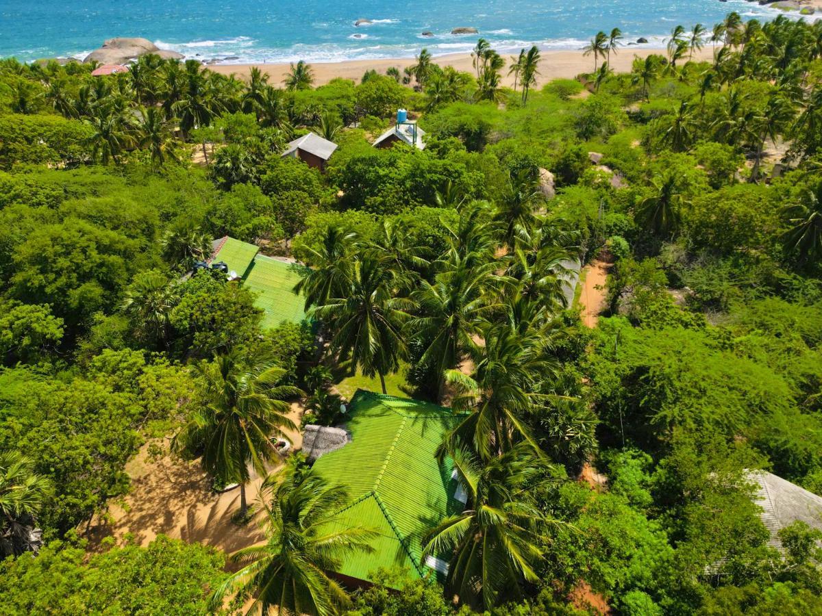 Sarada Beach Resort Tissamaharama Exterior foto